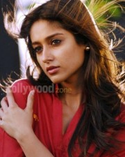 Sexy Actress Ileana In Red Dress Pictures