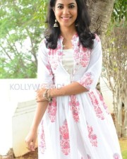 Telugu Actress Ritu Varma New Pictures