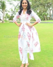 Telugu Actress Ritu Varma New Pictures