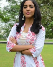 Telugu Actress Ritu Varma New Pictures