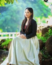 Telugu Tv Anchor Anasuya New Photoshoot Pictures