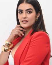 Actress Kavya Thapar at Double Ismart Interview Pictures 02