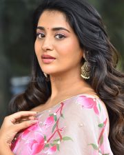 Actress Rashi Singh at Panch Minar Movie Teaser Launch Pictures 06