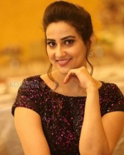 Anchor Manjusha Photos