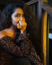 Bison Actress Anupama Parameswaran in a Floral Off Shoulder Dress Pictures 03