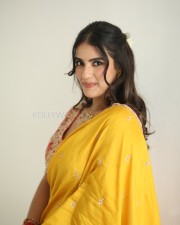 Heroine Kavya Thapar at Viswam Movie Interview Photos 06