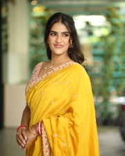 Heroine Kavya Thapar at Viswam Movie Interview Photos 10