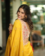 Heroine Kavya Thapar at Viswam Movie Interview Photos 90