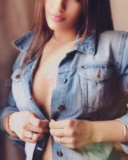 Hot Kavya Thapar Topless Boobs in Denim Jacket Photos 03