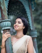 Mallu Actress Anupama Parameswaran Photos