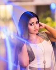 Mallu Actress Anupama Parameswaran Photos