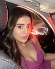 Mesmerizing Rashi Singh Cleavage in a Ravishing Pink Mini Dress Photos 01