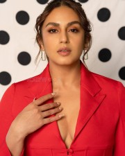 Pooja Meri Jaan Heroine Huma Qureshi Pictures 01