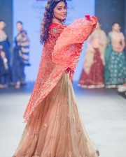 Shriya Saran Walking The Ramp For Ashwini Reddy Collection Photos