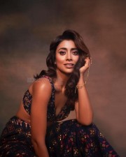 Sparkling Beauty Shriya Saran in a Floral Lehenga Photos 03