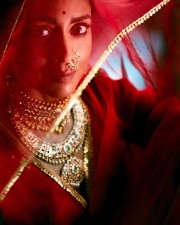 Stunning Shriya Saran in a Red Lehenga Photos 02