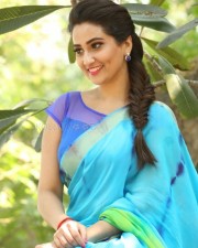 Telugu Actress Manjusha Saree Photos