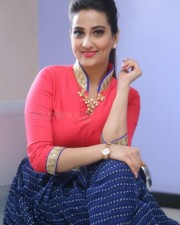 Telugu Anchor Manjusha Photos