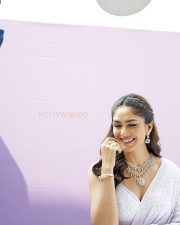Timeless Beauty Mrunal Thakur in a Lavender Lehenga with a V Neckline Photos 01