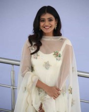 Kisses Movie Fame Hebah Patel Photos