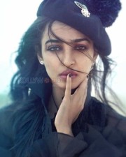 Actress Radhika Apte Hot Sexy Pictures