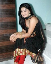 Actress Shikha Pictures 02