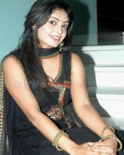 Actress Shikha Pictures 09