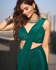 Beautiful Aamna Sharif in a Green Saree with a Matching Blouse Photos 03