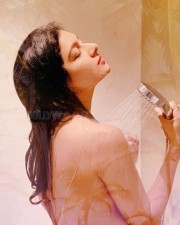 Bold And Beautiful Actress Akshatha Srinivas Naked Bubble Bath Photos