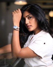 Fashinable Eesha Rebba in a White Jump Suit Pictures 01