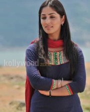 Gouravam Movie Heroine Yami Gautam Pictures