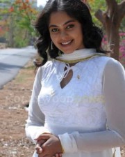 Hot Pics Of Bindu Madhavi