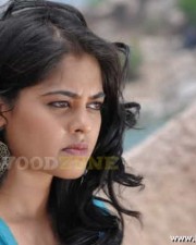 Hot Pics Of Bindu Madhavi