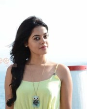 Savaale Samaali Heroine Bindu Madhavi Stills