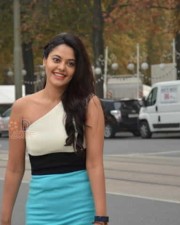 Savaale Samaali Heroine Bindu Madhavi Stills