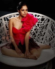 Sexy Bindhu Madhavi Pictures