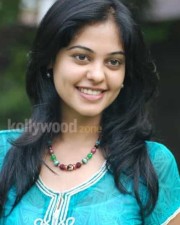 Sexy Bindu Madhavi Photos