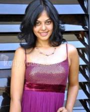 Sexy Bindu Madhavi Pics