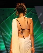 Sexy Bindu Madhavi Ramp Walk Pics