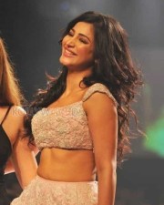 Sexy Shruti Haasan Ramp Walk Photos