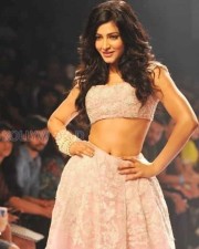 Sexy Shruti Haasan Ramp Walk Photos