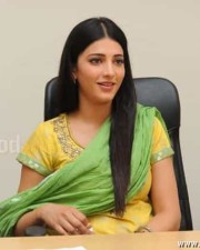 Sexy Shruti Hassan Salwar Photos