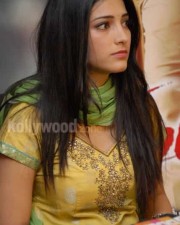 Sexy Shruti Hassan Salwar Photos