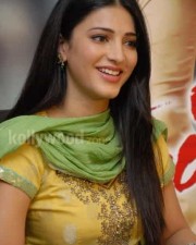 Sexy Shruti Hassan Salwar Photos