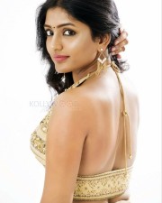 Sexy Telugu Actress Eesha Rebba in a Seductive Photoshoot Stills 03