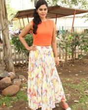 Tamilukku En Ondrai Aluthavum Heroine Bindu Madhavi Photos