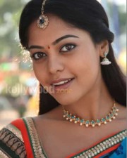 Thesingu Raja Heroine Bindu Madhavi Stills