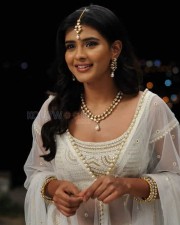 Vinnaithandi Vantha Angel Movie Heroine Hebah Patel Pictures