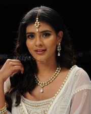 Vinnaithandi Vantha Angel Movie Heroine Hebah Patel Pictures