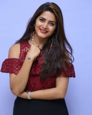 Actress Pavani Gangireddy New Photos